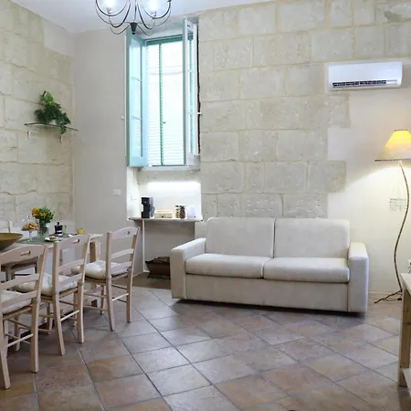 Fiori E Follie Cursi